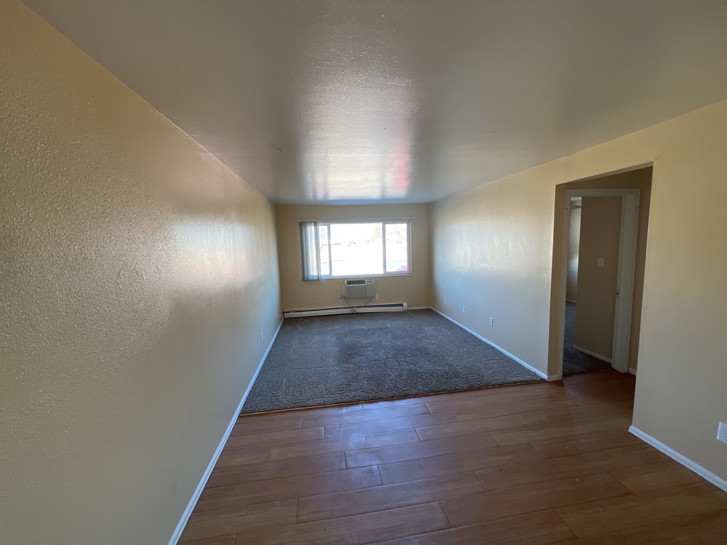 325 Cragmor Road - 209